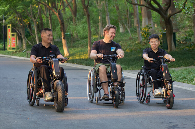 Electric-Handcycle-ELESMART-A6-3
